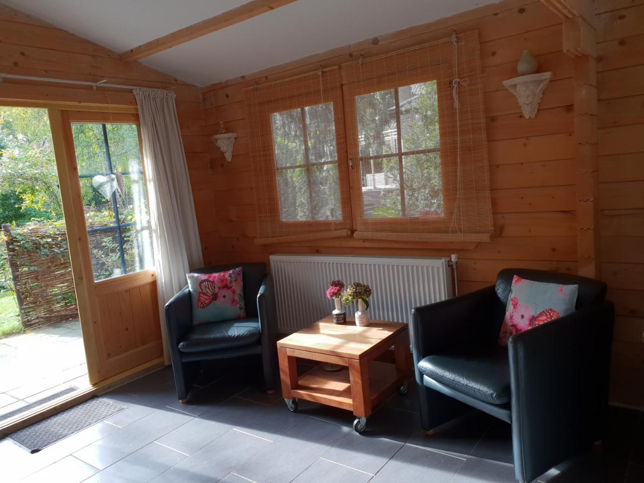 Guesthouse Vakantiehuis In Een Mooie Tuin In Het Centrum Van Zuidlaren! Exterior foto